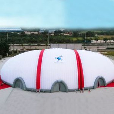 Pripučiama renginių palapinė